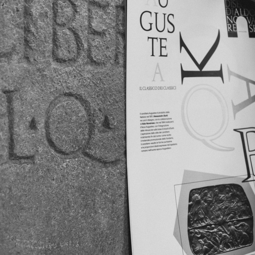 Calendario Tipografico 2023 Fonderia Nebiolo dettaglio Dettaglio del carattere tipografico Augustea di Alessandro Butti e Aldo Novarese