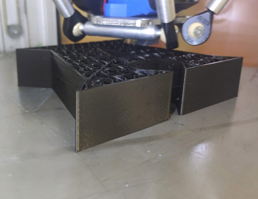 ConcreType test dettaglio Stampa 3D del negativo per la successiva produzione in cemento