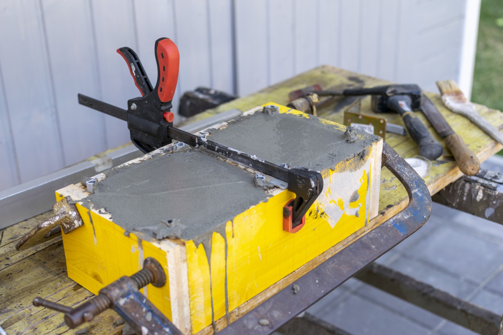 ConcreType dettaglio Ultima fase: gettata e asciugatura del ConcreType